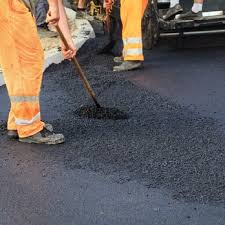 Best Driveway Maintenance Services in Syracuse, KS